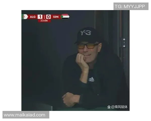 七号头像足球明星揭秘他在绿茵场上的传奇故事与成就